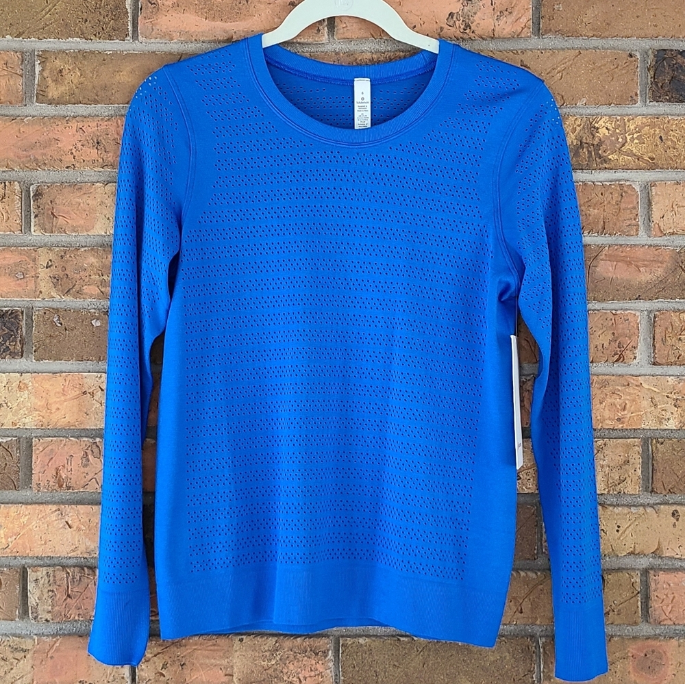 NWT Lululemon Breeze By LS *Squad